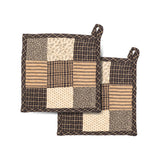 Kettlehurst primitive pot holders set of 2 on white background
