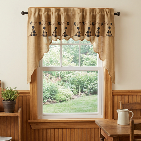 Pip Vinestar Scalloped Swags in a farmhouse breakfast nook