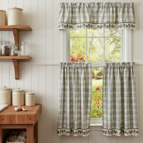 Ponderosa Pine Bordered Valance-Lange General Store
