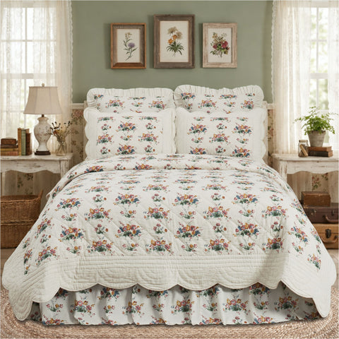 Roselynn Cottage Floral Scalloped Quilt-Lange General Store